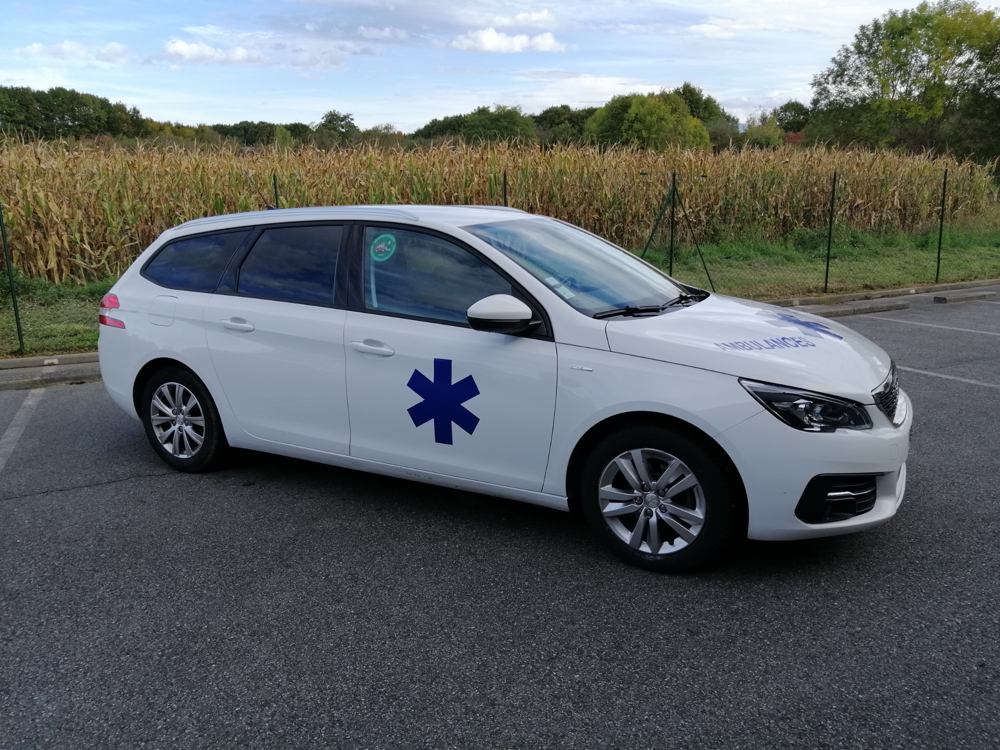 Ambulance Lacrois Vsl TPMR Villeneuve de riviere